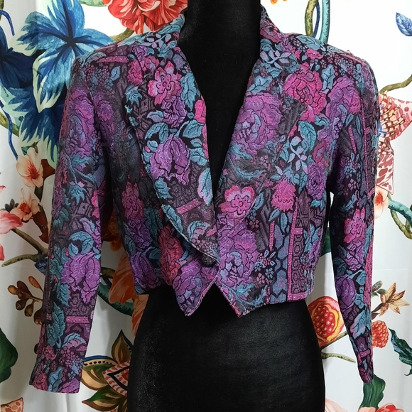 ~{BP Nordstrom}~ Vintage 80's floral print cropped blazer. - Picture 2 of 8